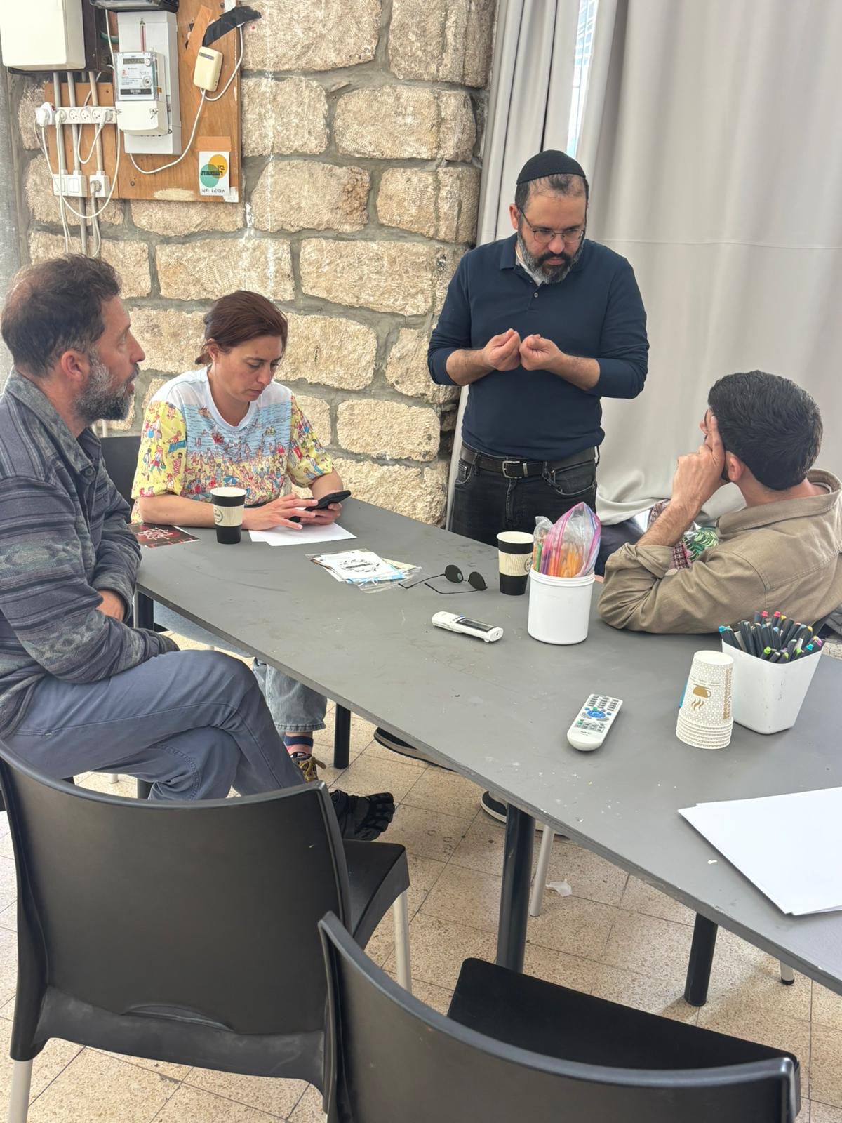 מפגש חברותא של אמנים בבית המדרש